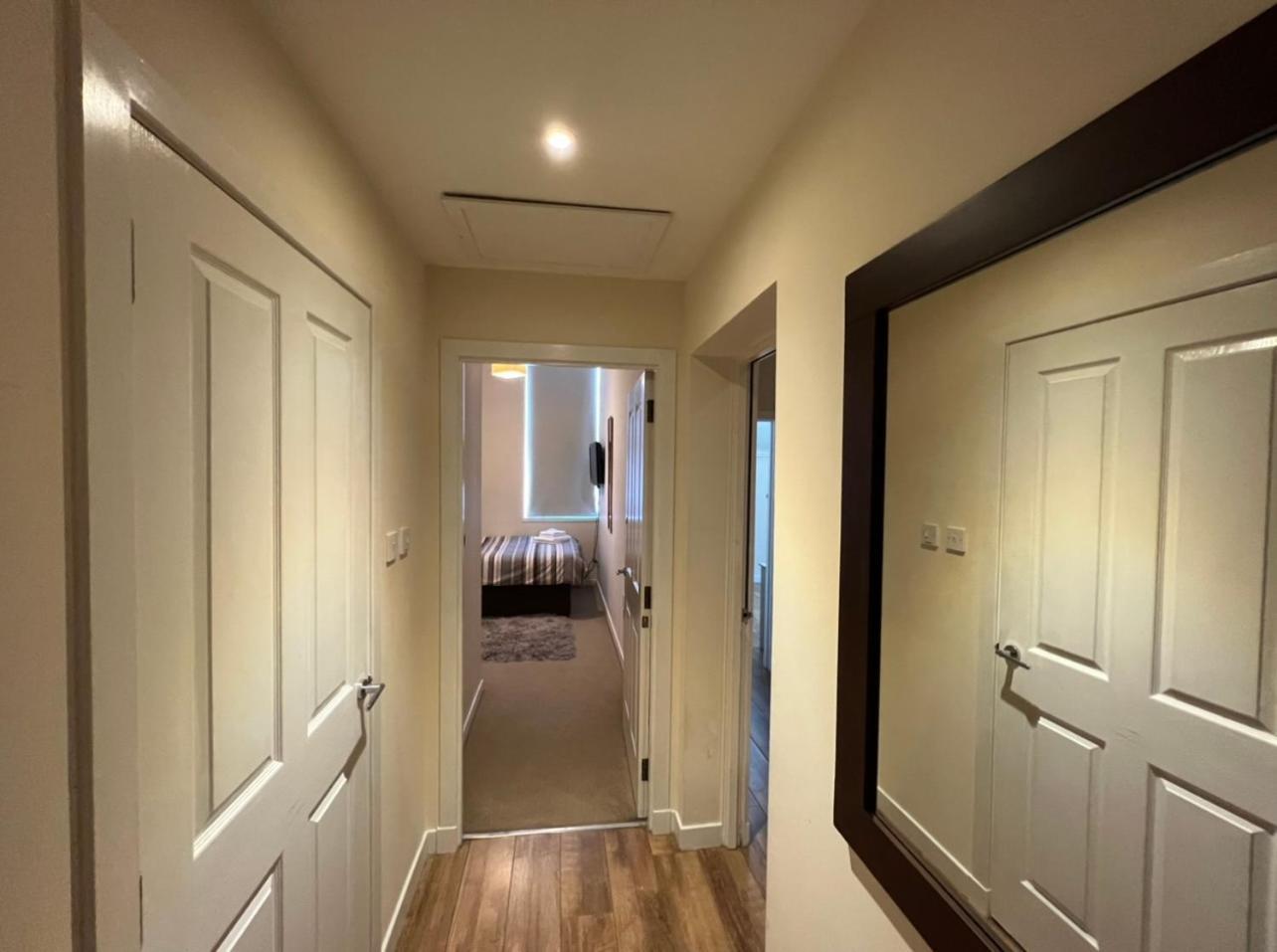 Aberdeen Stay Central 2-Bedrooms Apt-No Party Exterior foto